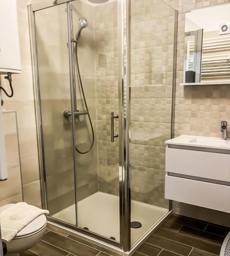 Apartment Mare Pula Bagian luar foto
