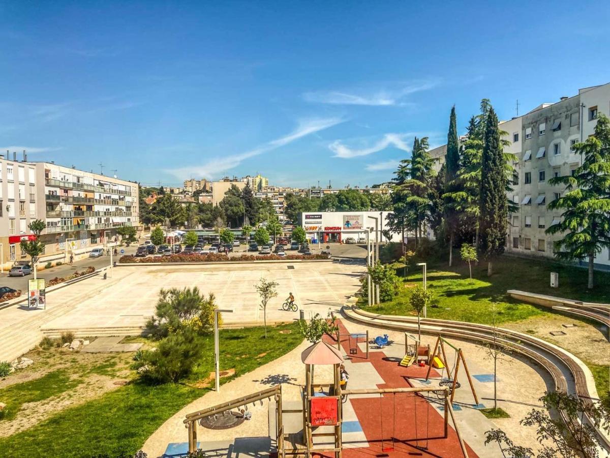 Apartment Mare Pula Bagian luar foto