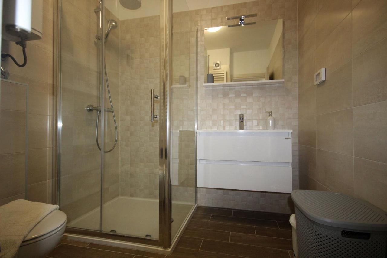 Apartment Mare Pula Bagian luar foto