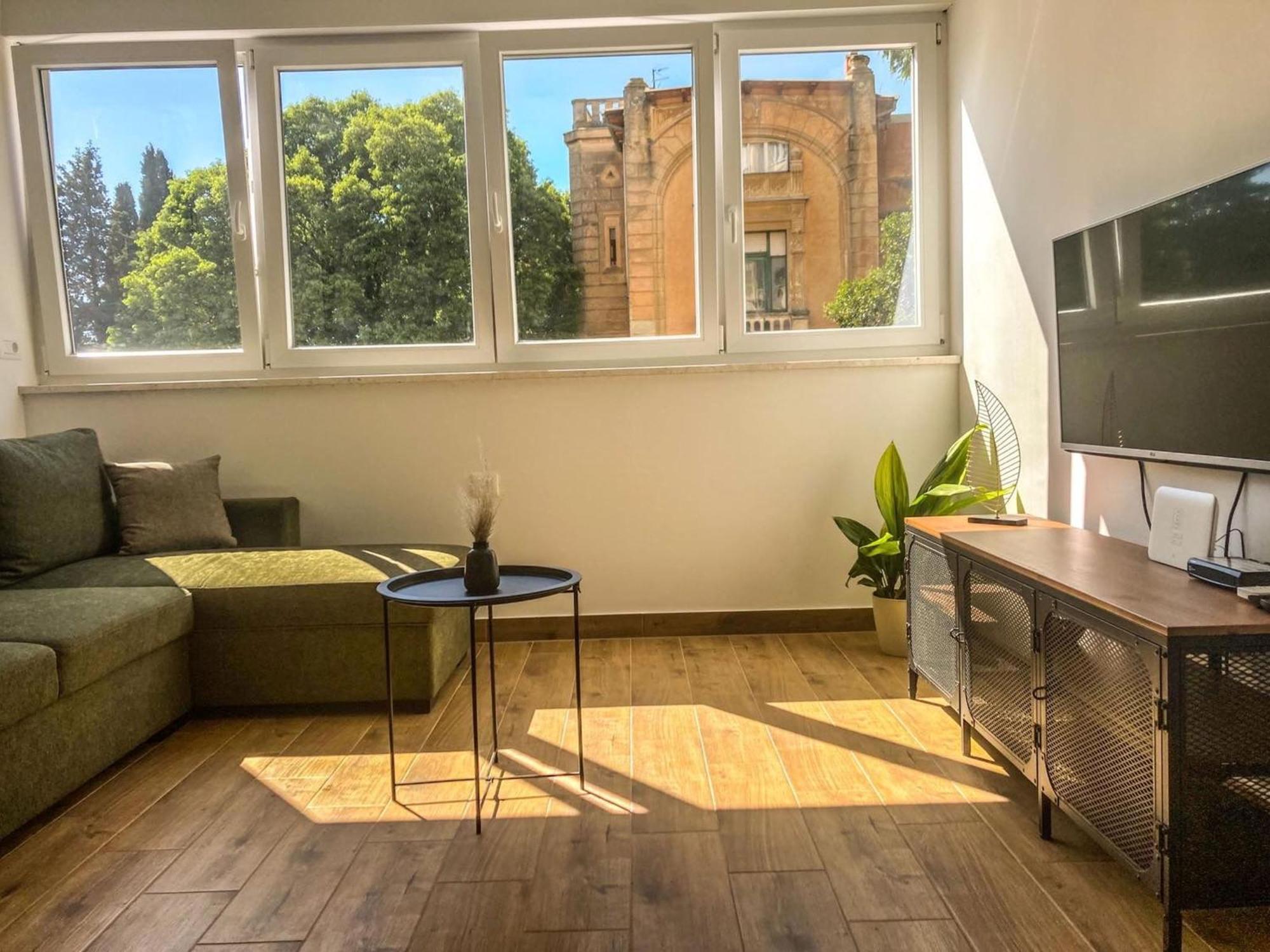 Apartment Mare Pula Bagian luar foto